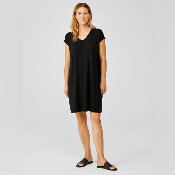 Amour Vert Super Soft VNeck TShirt Dress - Picture 1 of 7
